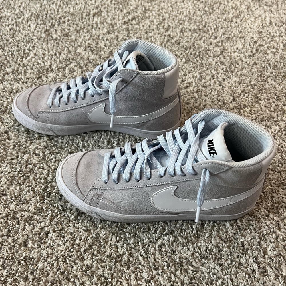 grey and blue nike blazers